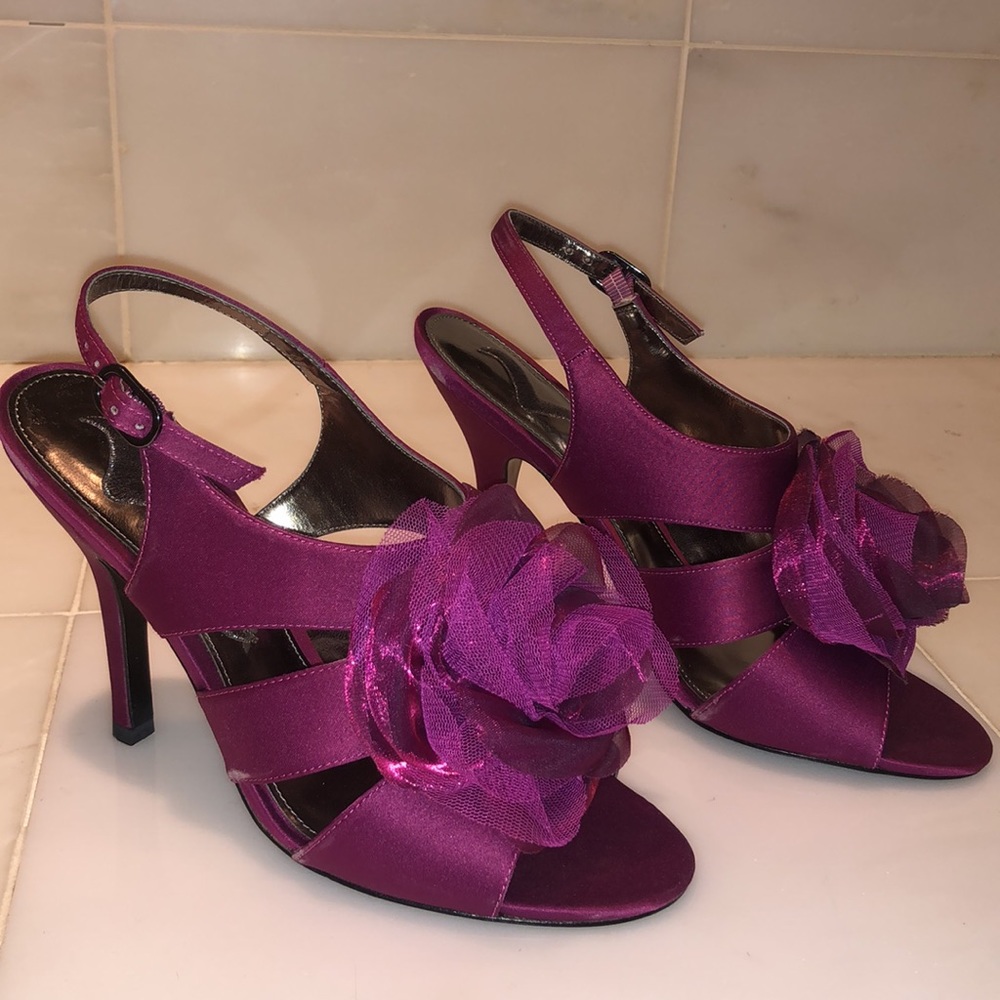 Beautiful purple flower sandals